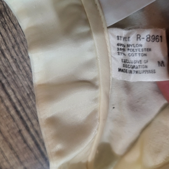 Vintage 1970's Barbizon Rose Embroidered Ivory Lace Trim Satin Nightgown Size MD - Picture 5 of 9